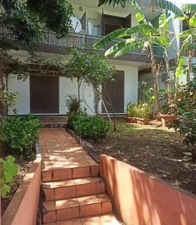 Locatriolet Apartment Saint-Denis Exterior foto